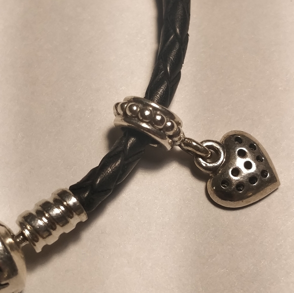 Pandora Charm Silver Dangle Heart 🖤 - Picture 3 of 3